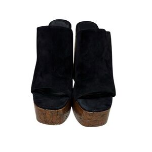 Haus of Honey Platform Wedge Sandals in Black